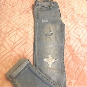 A&F Beaded 💎 & Distressed Skinny Jeans! 🤍 Never Worn!